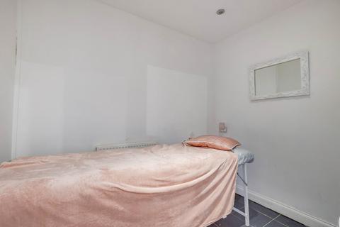 4 bedroom maisonette for sale - Bridgwater Drive, Westcliff-on-sea, SS0