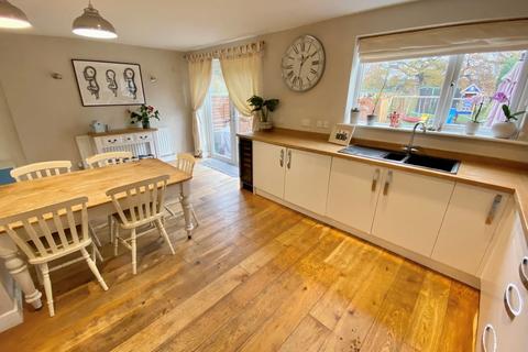86 Clinton Road, Shirley, Solihull, B90 4RG