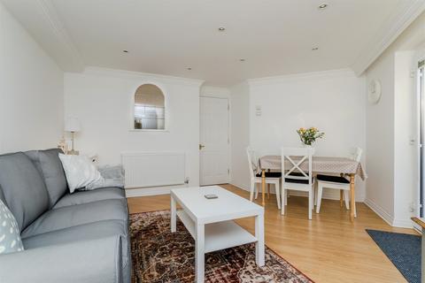 1 bedroom apartment to rent - Collingwood Court, Brighton Marina Village
