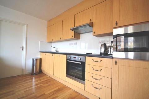 2 bedroom flat to rent, Stuart Tower, 105 Maida Vale, London