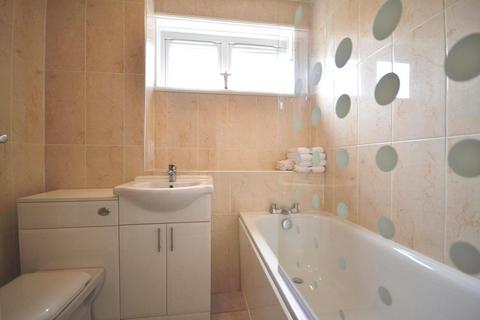 2 bedroom flat to rent, Stuart Tower, 105 Maida Vale, London