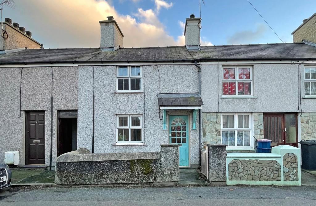 Bethesda Street, Amlwch, Sir Ynys Mon, LL68 2 bed terraced house for