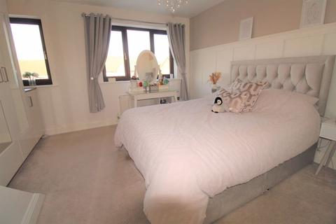 36 Blithfield Road, Walsall, WS8 7NH