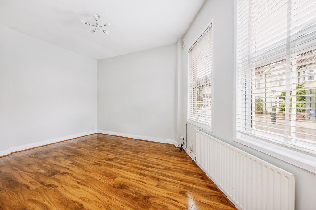 Living Area - Alternative View