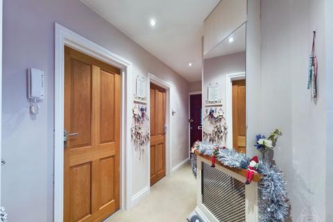 18 Frances Gardens, South Ockendon, RM15 5HT