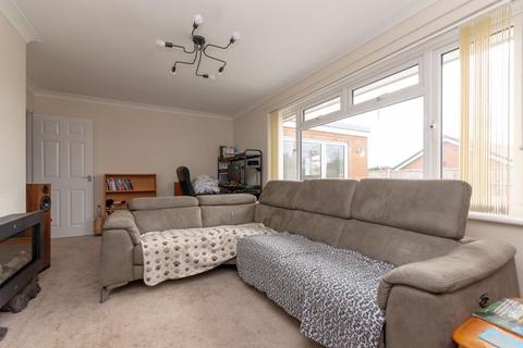 2 bedroom bungalow to rent, Yeovil