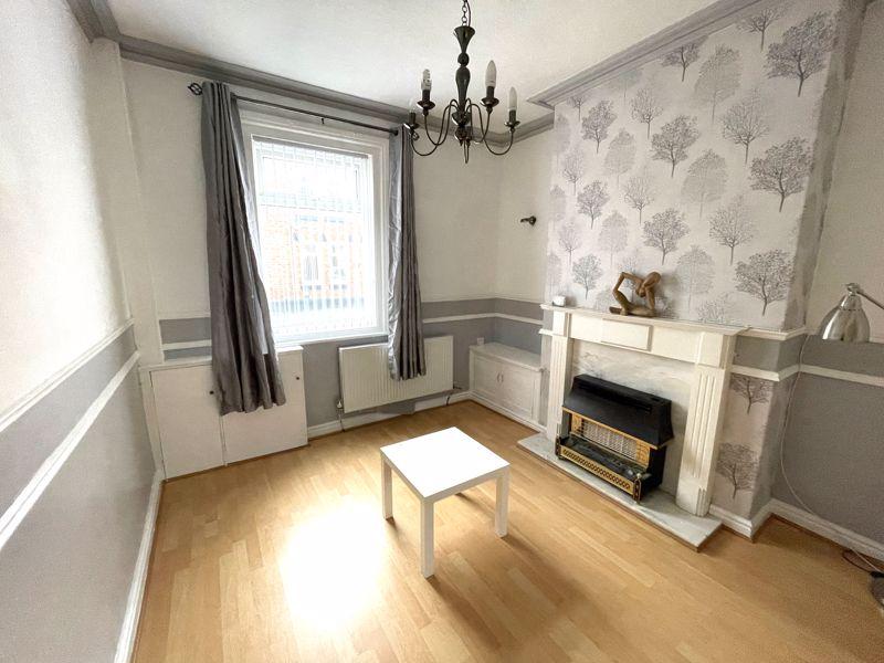 York Street, Runcorn 2 bed terraced house £625 pcm (£144 pw)