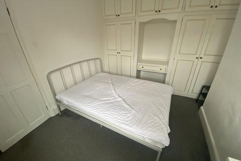 1 bedroom in a house share to rent - Bassett Street, Leicester,