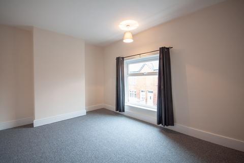 2 bedroom terraced house to rent - Wallace Street, Northwich, CW8