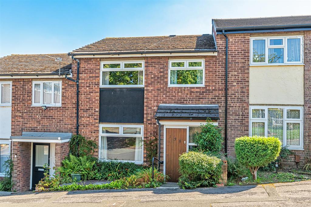 Dale Lane, Appleton, Warrington 3 bed terraced house £180,000