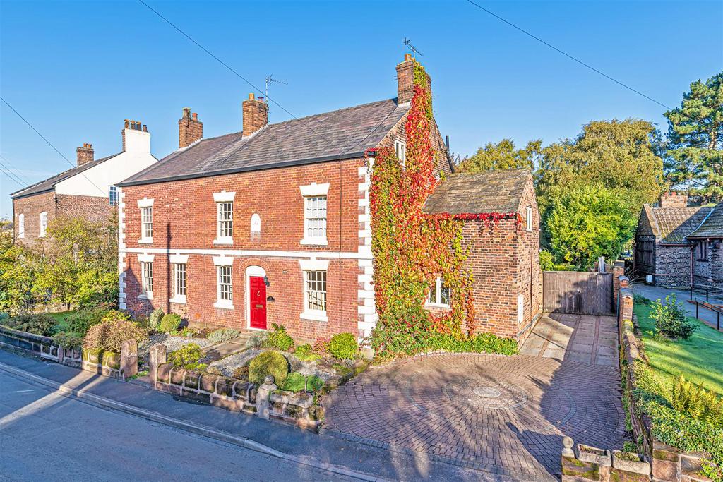 Runcorn Road, Moore, Warrington 5 bed semidetached house for sale £