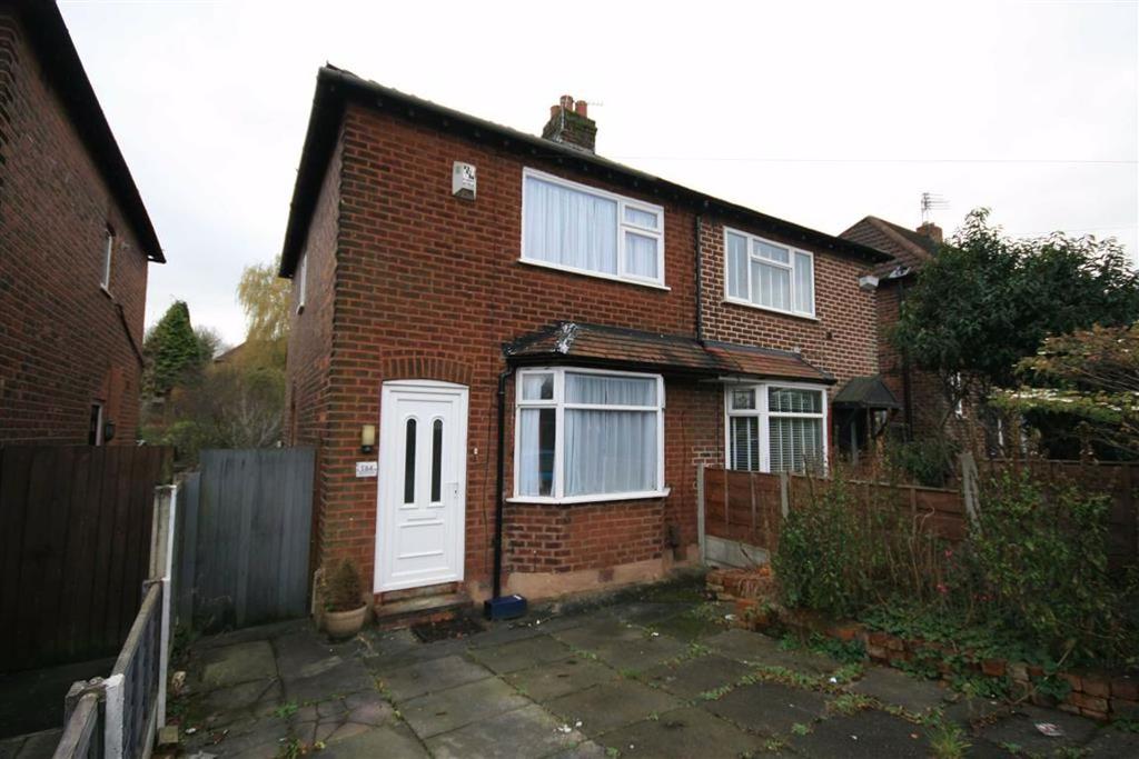 Moorfield Avenue, Denton 2 bed semidetached house £850 pcm (£196 pw)