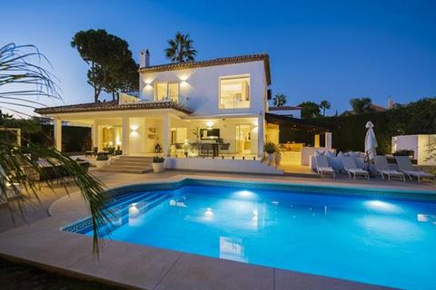 4 bedroom villa, Marbella Country Club, Marbella, Malaga