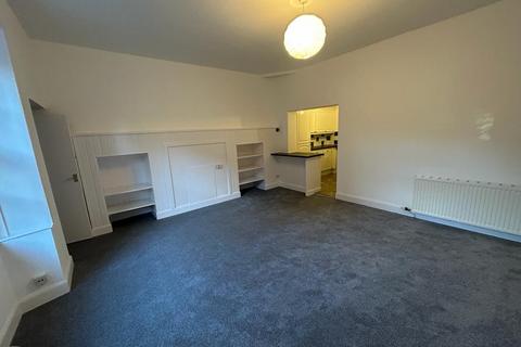 2 bedroom flat to rent - Manor Place (Access through 17), West End, Edinburgh, EH3