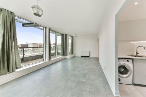 3 bedroom apartment to rent, Boardwalk Place, London, E14