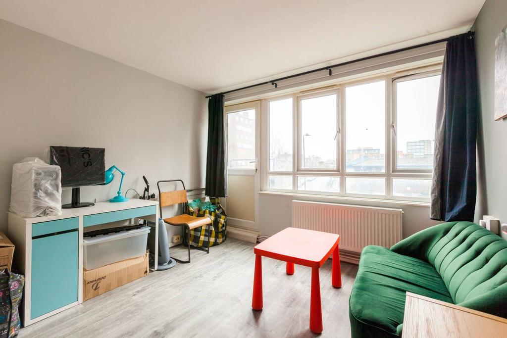 Jamaica Street, Stepney, London, E1 1 bed flat £1,700 pcm (£392 pw)