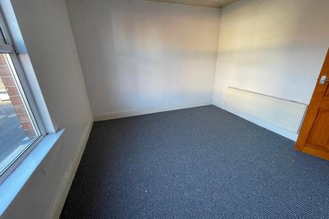 undefined, Sandhurst Place, Leeds, West Yorkshire, LS8