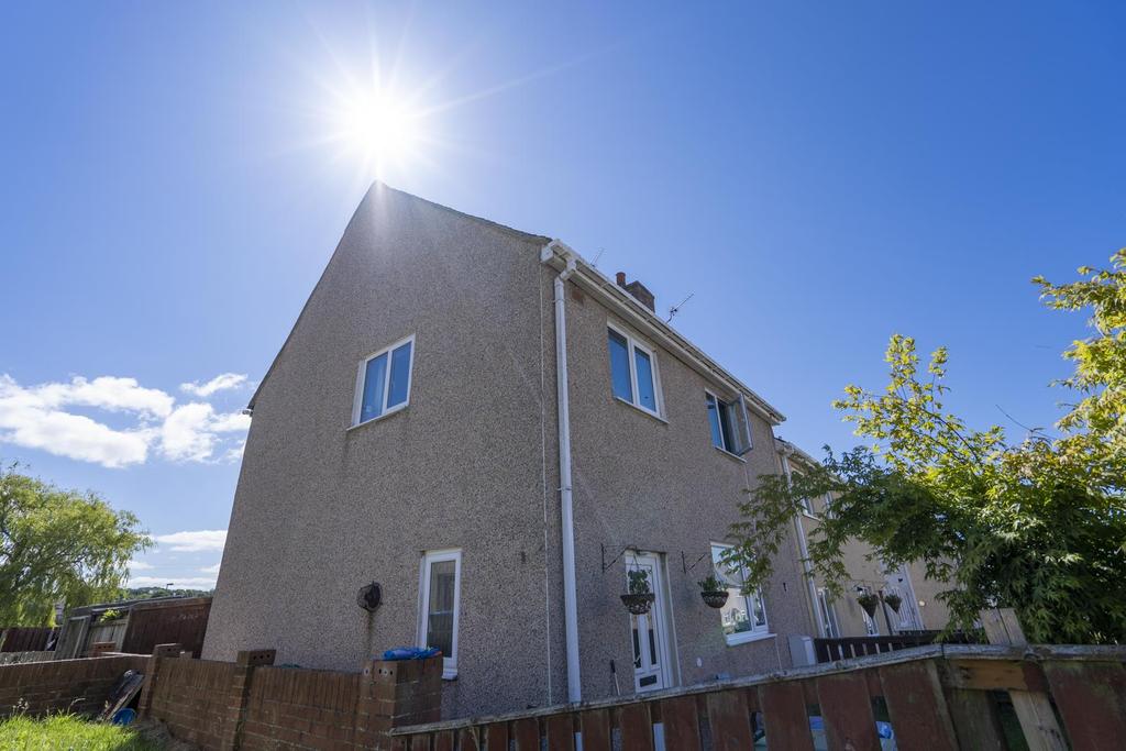 Hillside, Witton Gilbert, Durham 3 bed house £495 pcm (£114 pw)