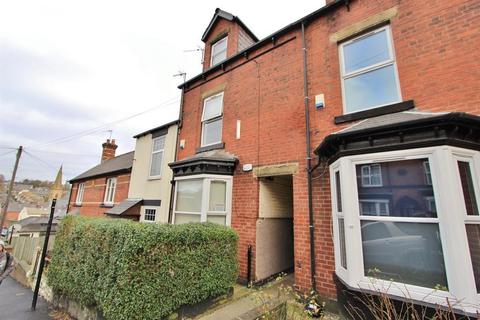 4 bedroom terraced house for sale - Cowlishaw Road