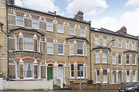 2 bedroom apartment for sale - Beauchamp Road, London, SW11