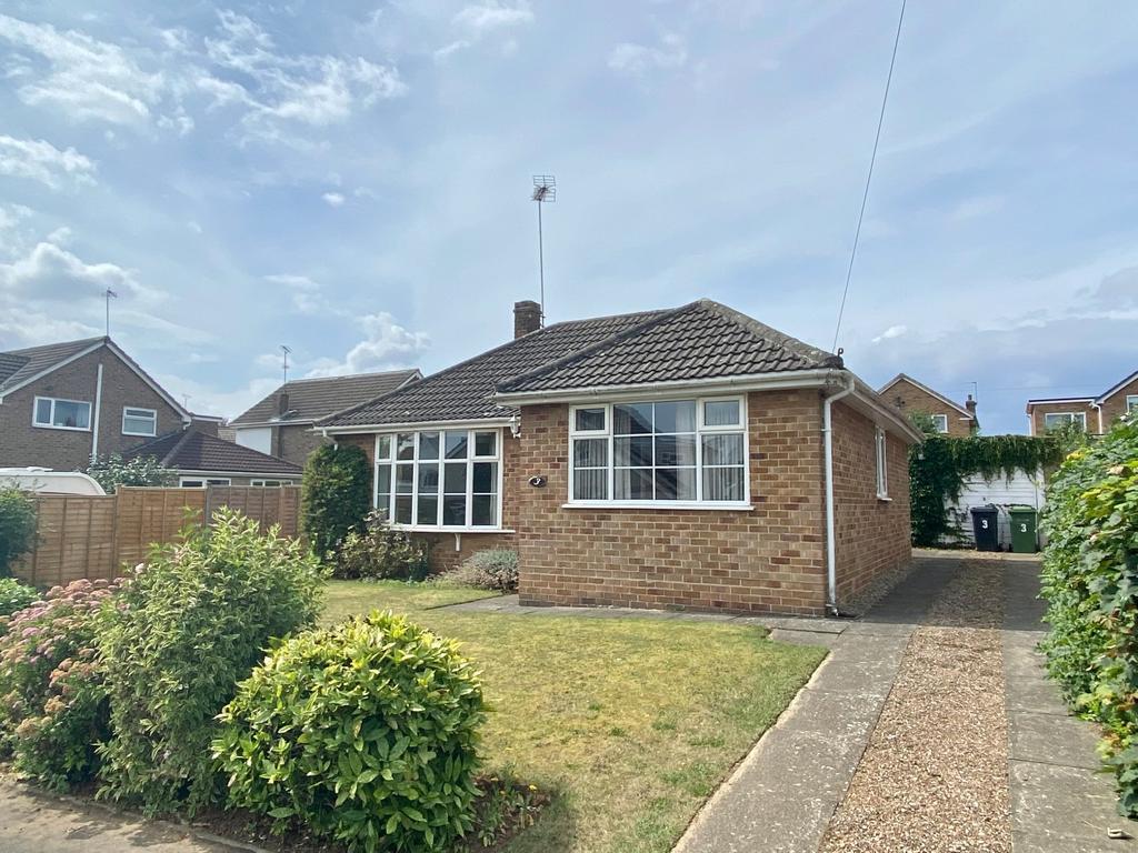 Heath Drive, Boston Spa, LS23 3 bed bungalow £325,000