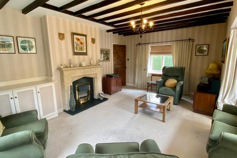 13 Chapel Lane, Clifford, Wetherby, LS23 6HU