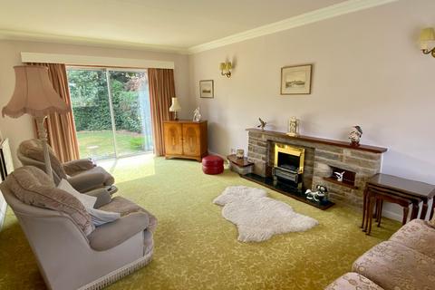 17 Millbeck Green, Collingham, Wetherby, LS22 5AJ