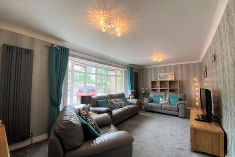 28 Grasmere Avenue, Wetherby, LS22 6YT