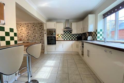 28 Grasmere Avenue, Wetherby, LS22 6YT