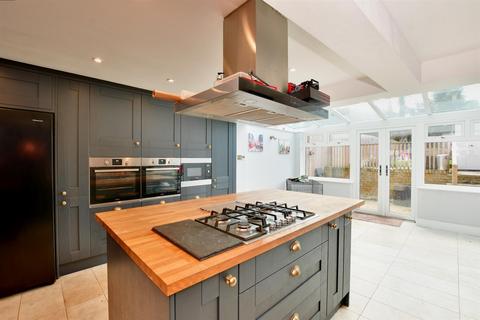 47 Dernier Road, Tonbridge, TN10 3EW