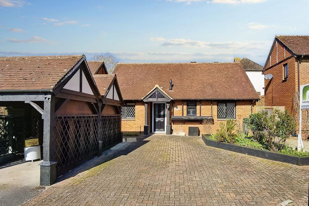 Old Station Way, Wooburn Green, HP10 3 bed chalet for sale £625,000
