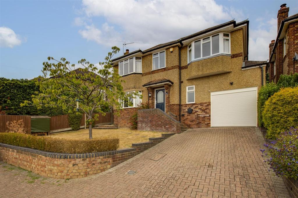 Talbot Avenue, High HP13 4 bed detached house £695,000