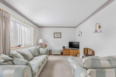 10 Frampton Road, Potters Bar, EN6 1JE