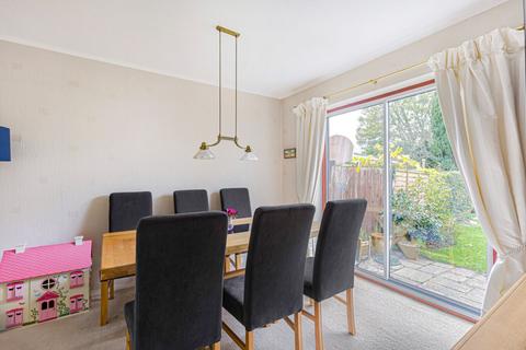 10 Frampton Road, Potters Bar, EN6 1JE