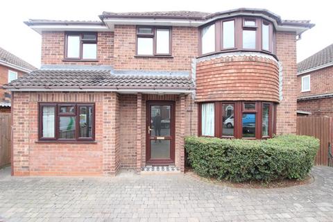 7 bedroom detached house to rent, Available SEPT 2024 - Rooms - Comer Road