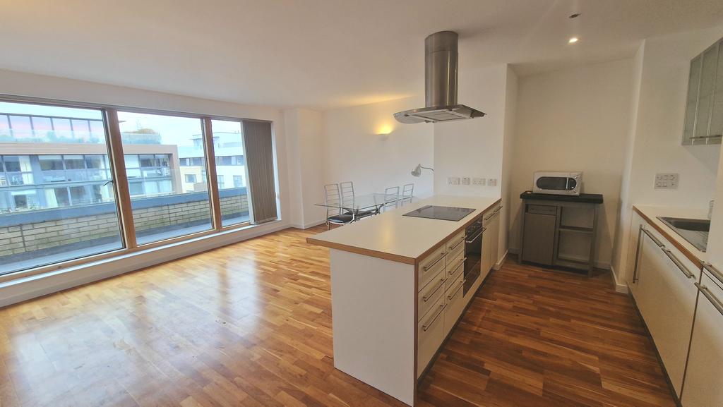 Gainsborough Studios, Poole Street... 2 bed apartment £2,600 pcm (£
