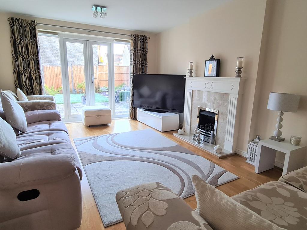 Watts Corner, Glastonbury, BA6 4 bed detached house £500,000