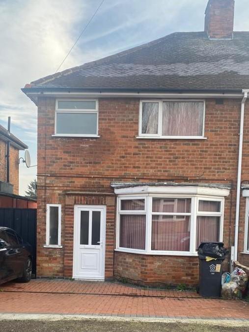 Averil Road, Leicester LE5 3 bed semidetached house £950 pcm (£219 pw)