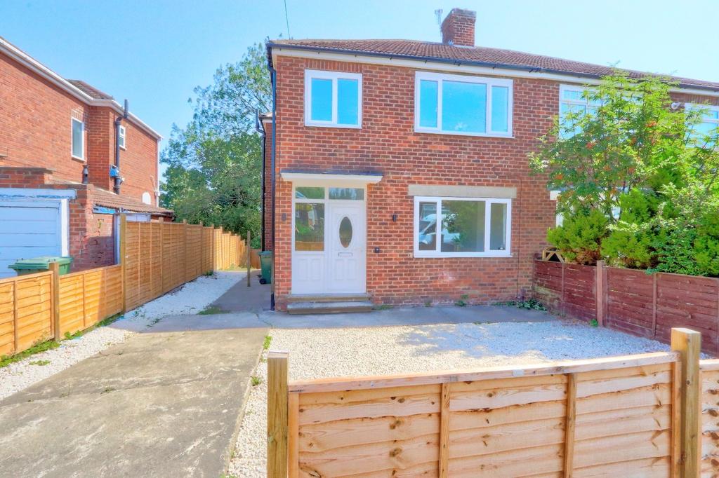 Oulston Road, StocktonOnTees, TS18 3 bed semidetached house £800