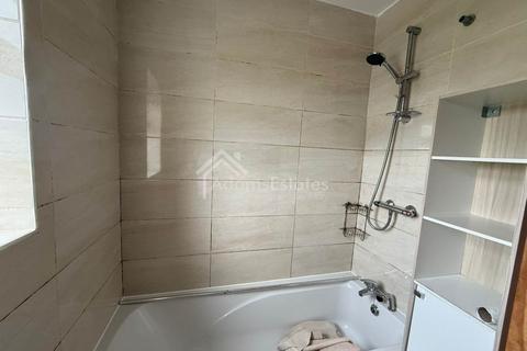 undefined, Ravensthorpe Road, Thornhill Lees