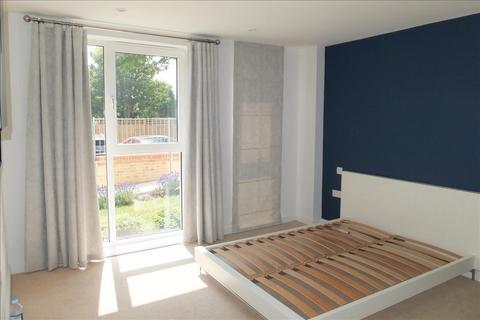 1 bedroom flat to rent, Chapman House, Manor Lane, Feltham, TW13