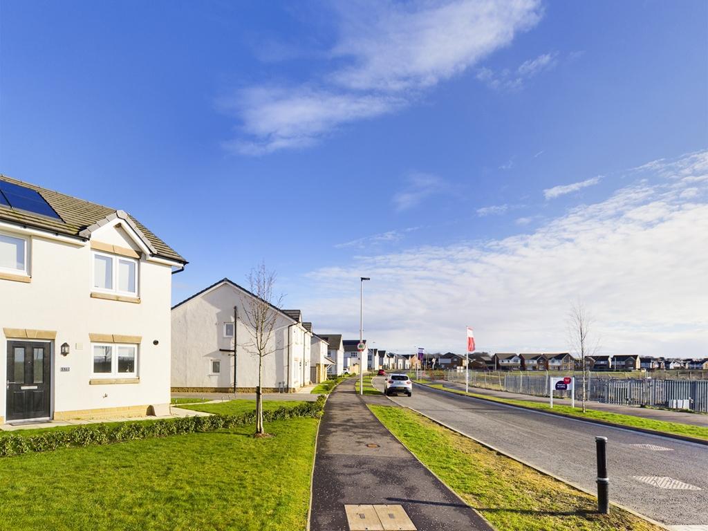 Craigton Drive, PA7 3 bed semidetached house for sale £