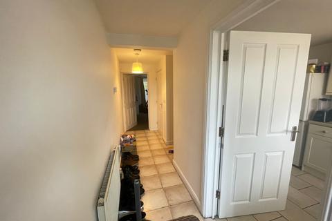 3 bedroom terraced house to rent, Carrington Road, Hp12