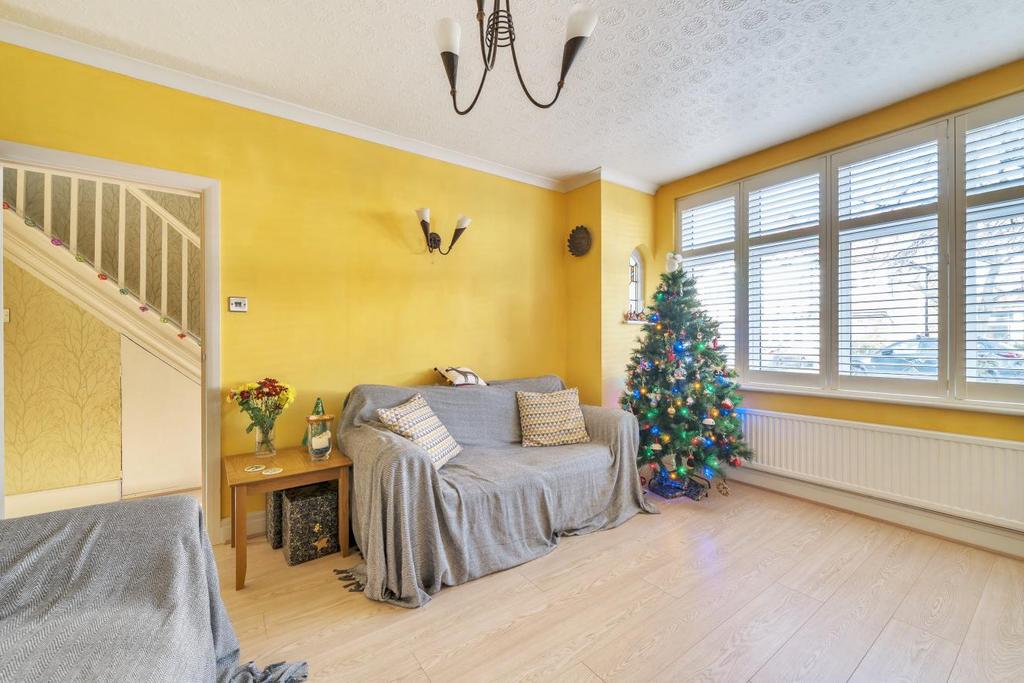 Merlin Grove, Beckenham 3 bed end of terrace house £750,000