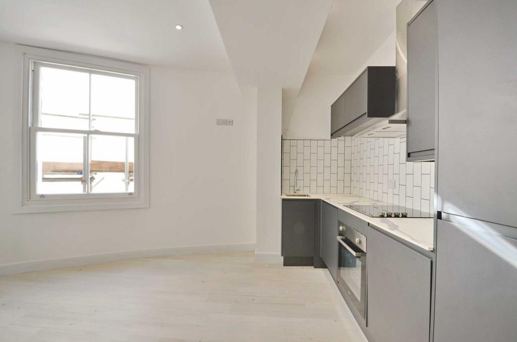 Henbury Road, Westbury On Trym 3 bed apartment to rent £2,250 pcm (£