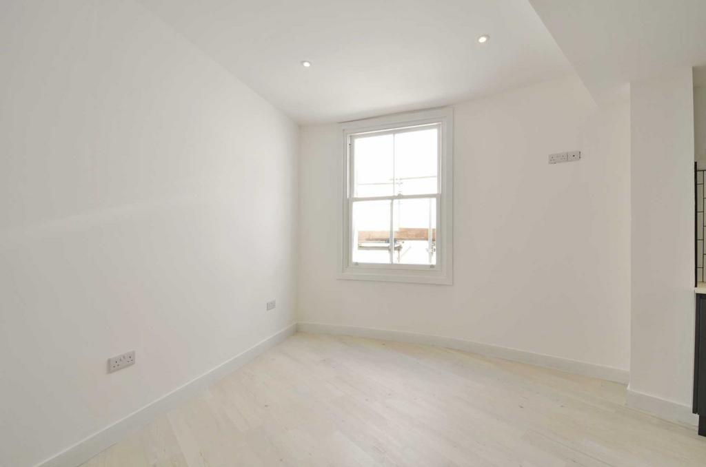 Henbury Road, Westbury On Trym 3 bed apartment to rent £2,250 pcm (£