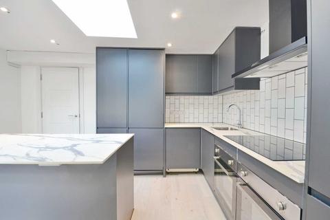 5 bedroom apartment to rent, Henbury Road, Westbury On Trym