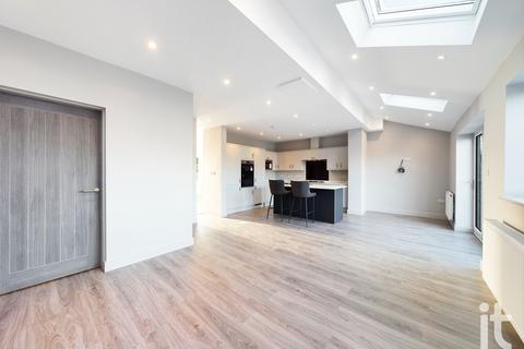 Ellesmere, 245 Buxton Road, Hazel Grove, Stockport, SK7 6NG