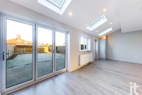 Ellesmere, 245 Buxton Road, Hazel Grove, Stockport, SK7 6NG