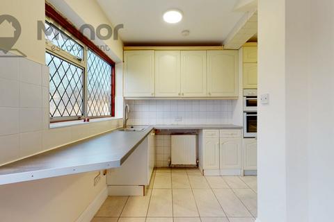 3 bedroom terraced house to rent, Fyfield Road, Walthamstow, E17 3RA